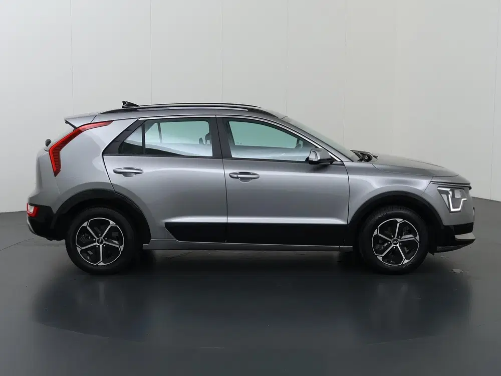 Kia Niro 1.6 GDi Hybrid DynamicLine uit 2023, foto 6