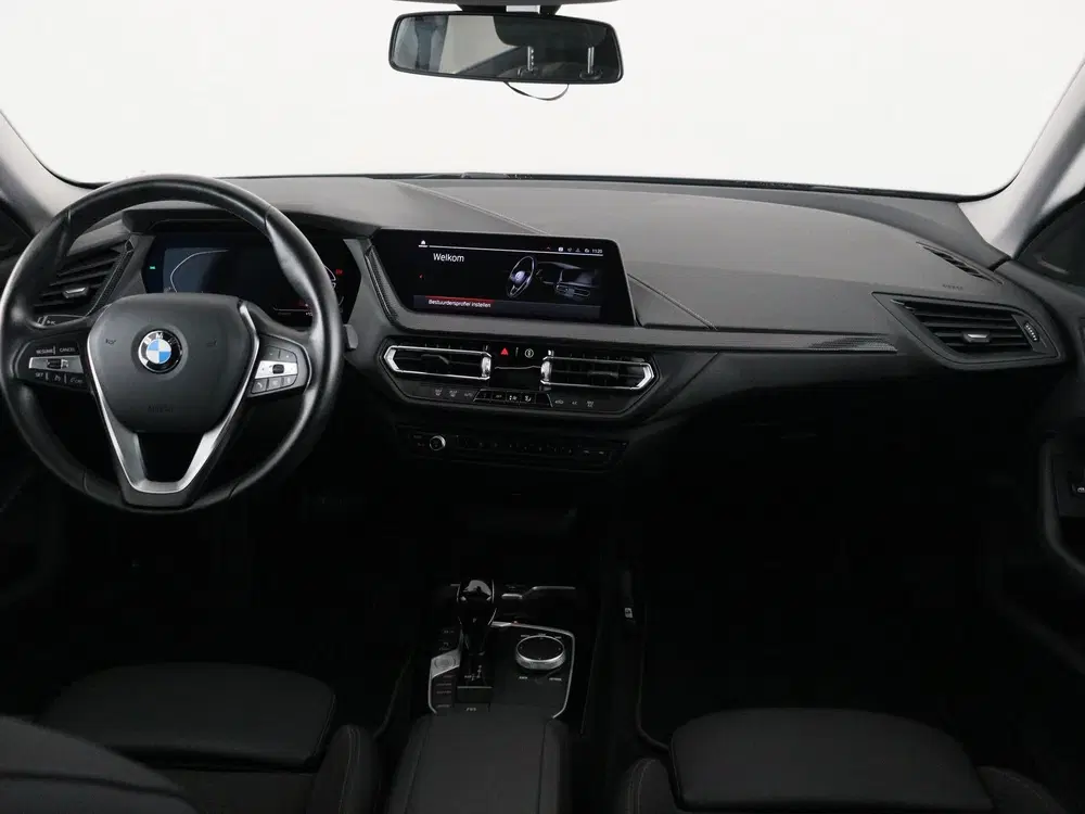 BMW 2-serie 218i Gran Coupé Panoramadak (bj 2024) uit 2024, foto 15