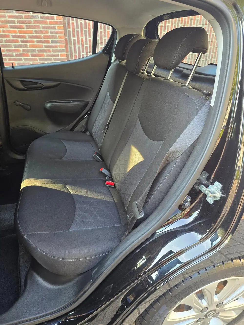 Opel Karl Opel Karl 1.0 ecoFLEX 120 Jaar Edition Air uit 2019, foto 8