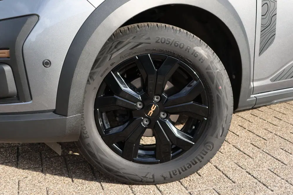 Dacia Jogger 1.0 TCe 100 ECO-G Extreme 5p. uit 2024, foto 2