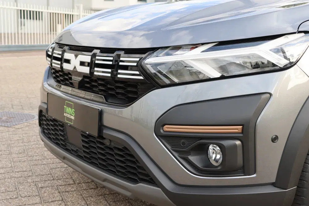 Dacia Jogger 1.0 TCe 100 ECO-G Extreme 5p. uit 2024, foto 3