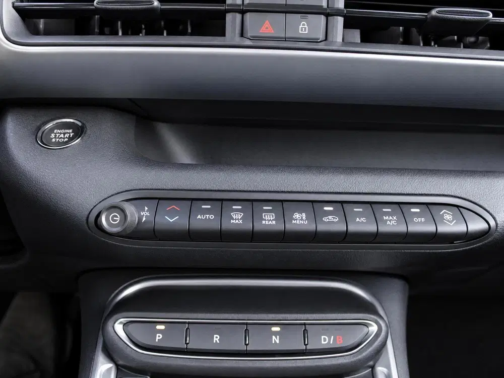 Jeep Avenger 1.2 e-Hybrid Summit VOORRAAD KORTING uit 2026, foto 14