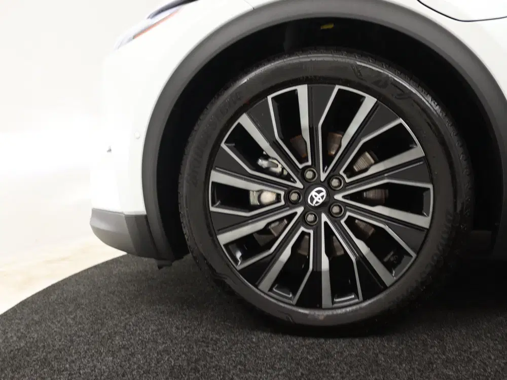 Toyota C-HR Executive AWD 77 kWh uit 2026, foto 7