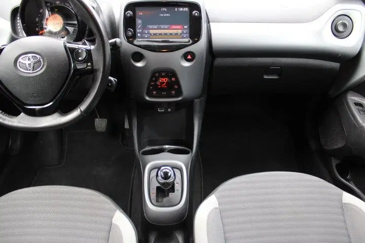 Toyota Aygo 1.0 VVT-i x-joy uit 2019, foto 14