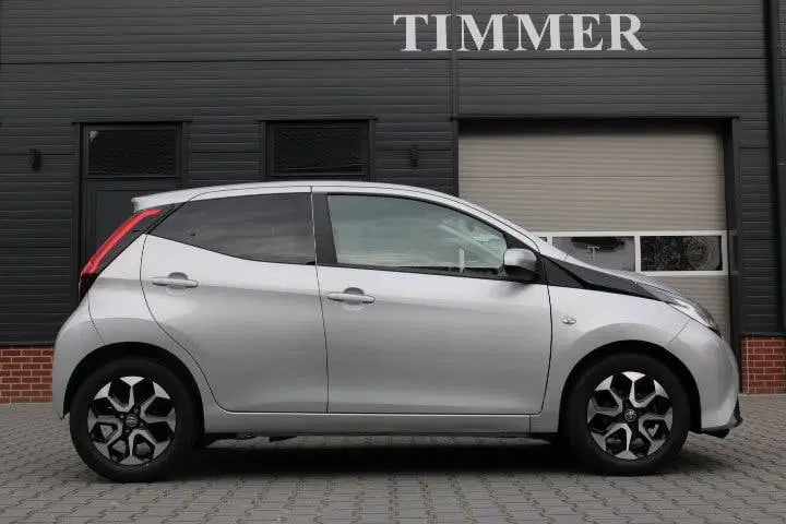 Toyota Aygo 1.0 VVT-i x-joy uit 2019, foto 3