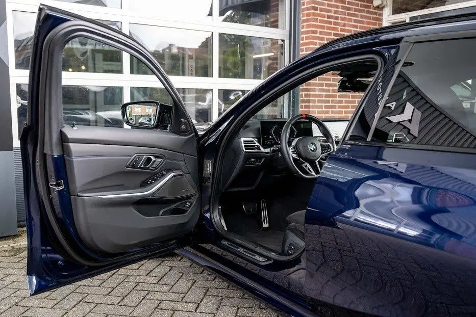 BMW 3-serie M340i xDrive Touring M Sport Pro uit 2025, foto 10