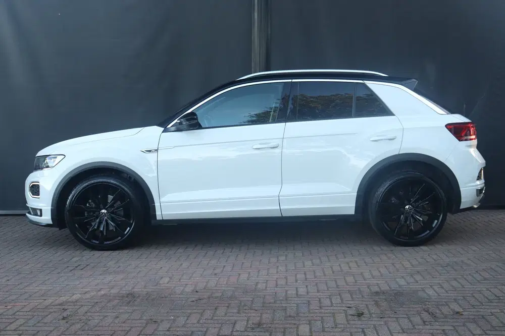 Volkswagen T-Roc 1.5TSI Sport R-Line DSG uit 2022, foto 5