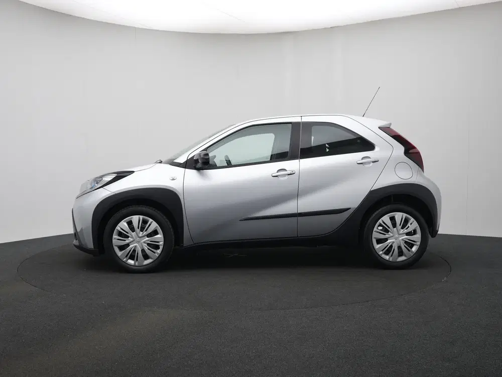 Toyota Aygo X 1.0 VVT-i MT Play uit 2022, foto 3