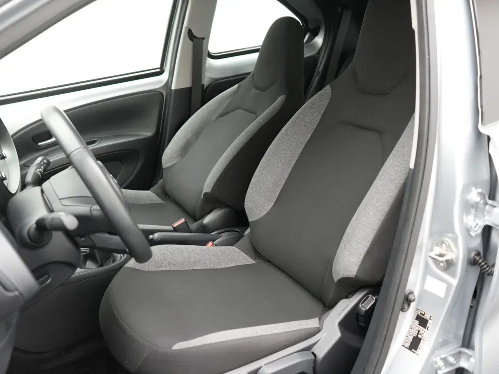 Toyota Aygo X 1.0 VVT-i MT Play uit 2022, foto 4