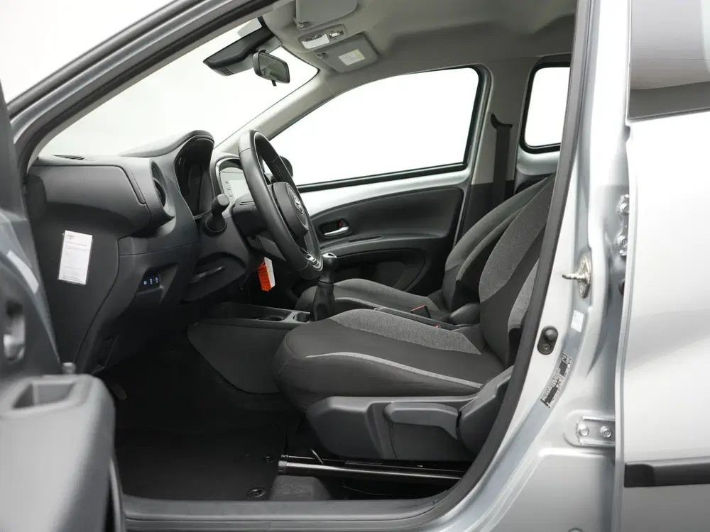 Toyota Aygo X 1.0 VVT-i MT Play uit 2022, foto 8