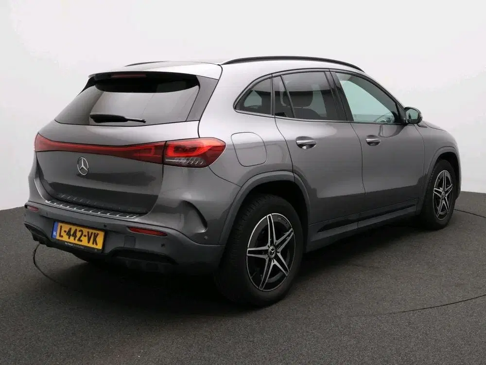 Mercedes-Benz EQA 250 Business Solution AMG 67 kWh uit 2021, foto 3