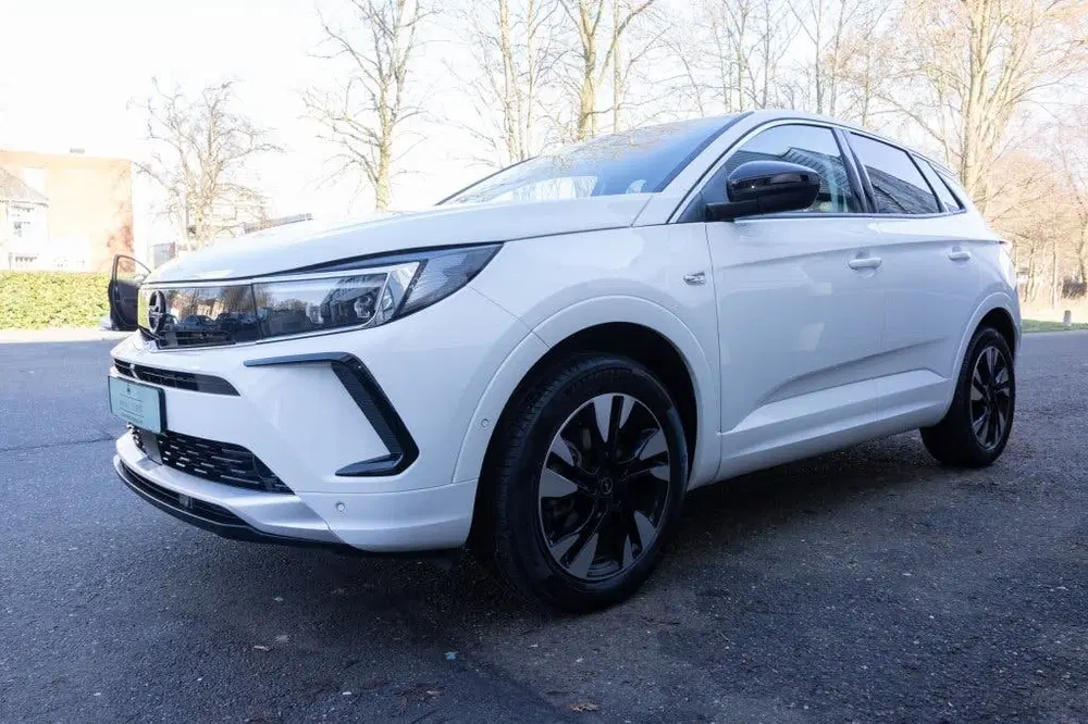 Opel Grandland X Elegance uit 2023, foto 14