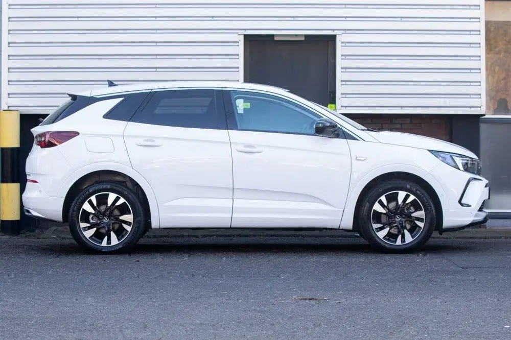 Opel Grandland X Elegance uit 2023, foto 6