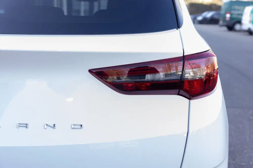 Opel Grandland X Elegance uit 2023, foto 7