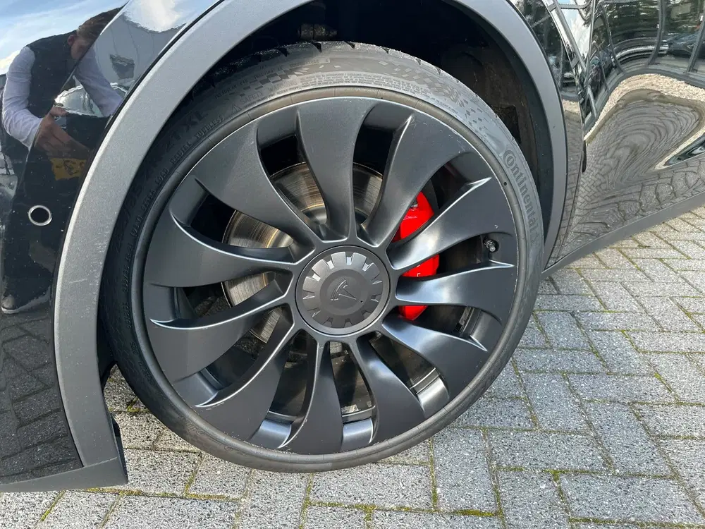 Tesla Model Y Performance AWD 75 kWh uit 2022, foto 3