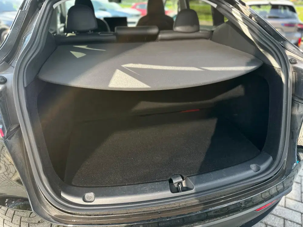 Tesla Model Y Performance AWD 75 kWh uit 2022, foto 6
