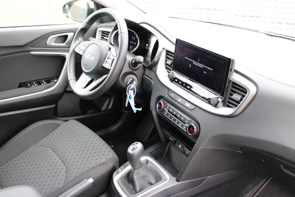 Kia Ceed 1.0 T-GDi ComfortLine TREKHAAK uit 2025, foto 13