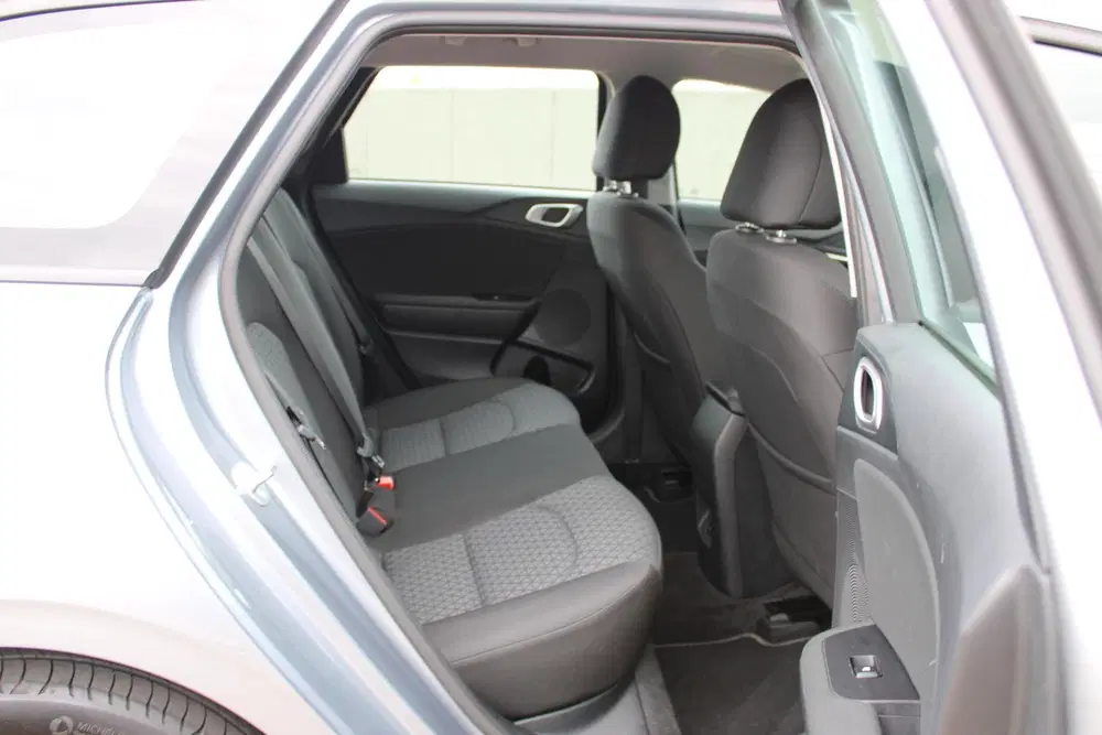 Kia Ceed 1.0 T-GDi ComfortLine TREKHAAK uit 2025, foto 14