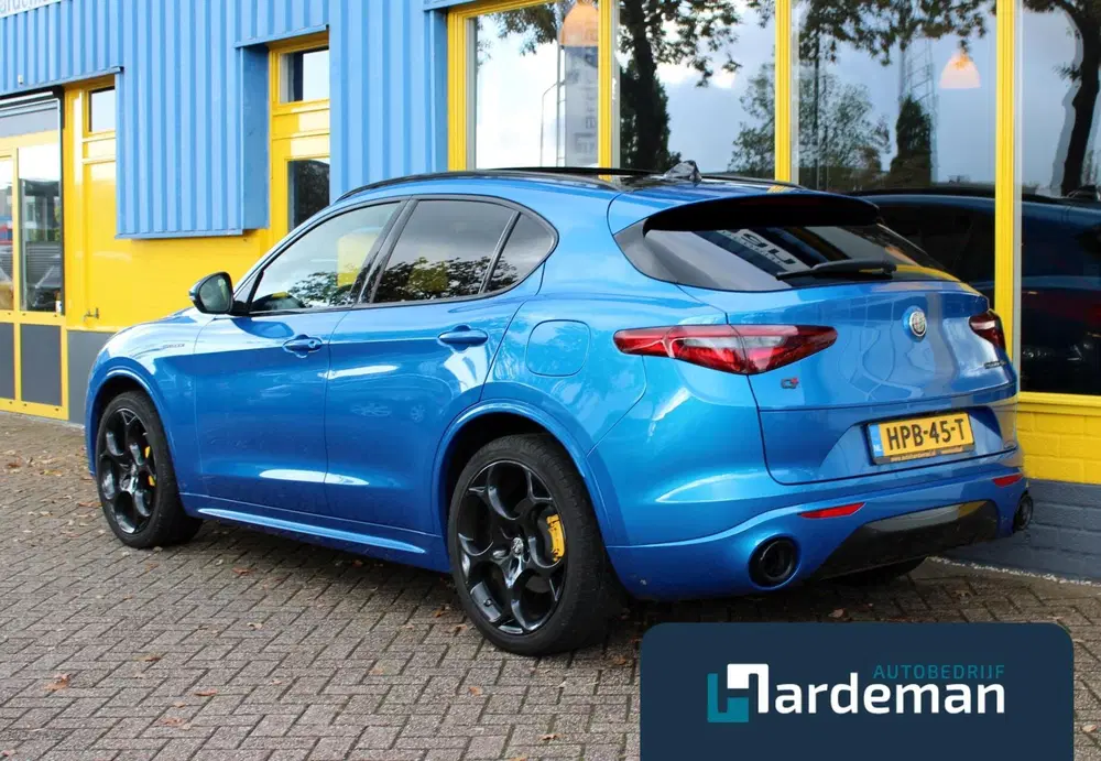 Alfa Romeo Stelvio 2.0 T AWD Veloce Panorama Trekhaak uit 2021, foto 6