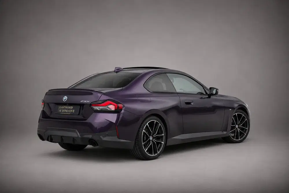 BMW 2-serie 2-serie Coupé 230i 2023 50 Jaren M Editie uit 2023, foto 5