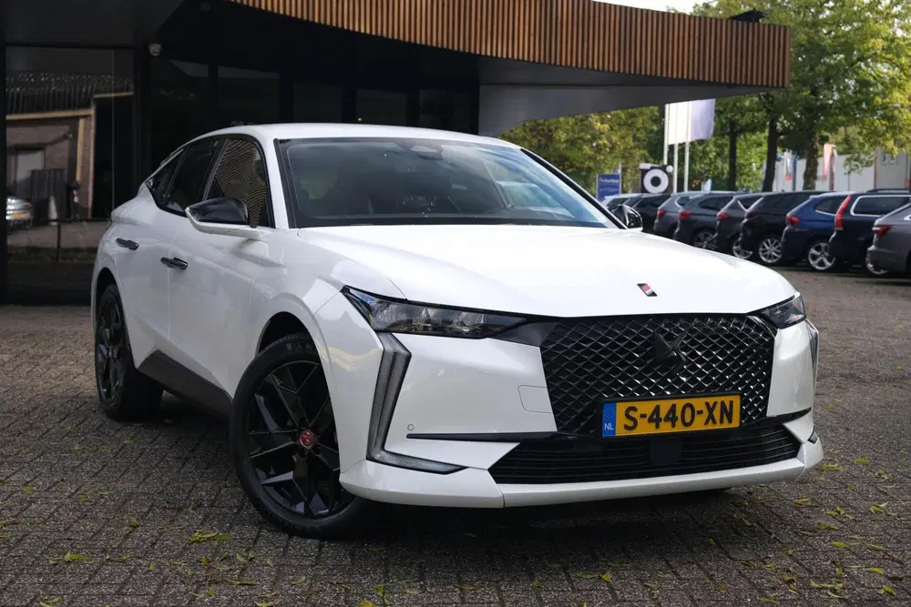 DS Automobiles DS 4 Ds 4 1.2 PureTech Performance Line+ uit 2023, foto 2