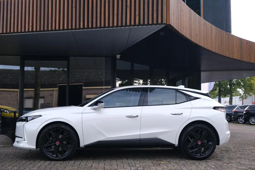 DS Automobiles DS 4 Ds 4 1.2 PureTech Performance Line+ uit 2023, foto 5
