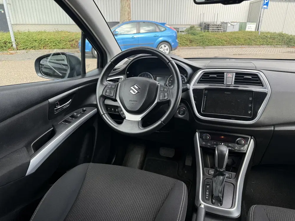 Suzuki S-Cross 1.0 Active uit 2020, foto 10
