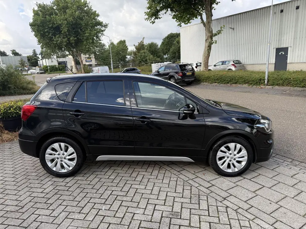 Suzuki S-Cross 1.0 Active uit 2020, foto 4