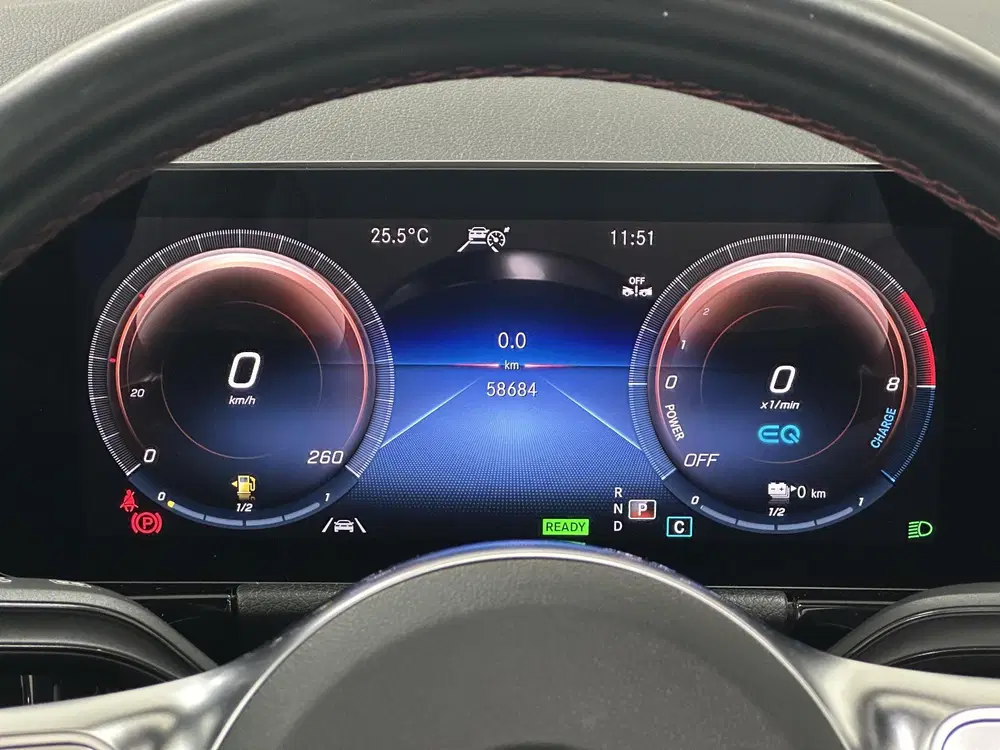 Mercedes-Benz GLA 250 e AMG Line uit 2023, foto 4