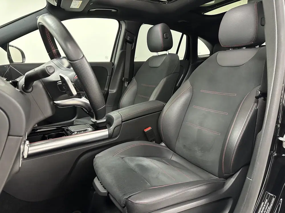 Mercedes-Benz GLA 250 e AMG Line uit 2023, foto 7