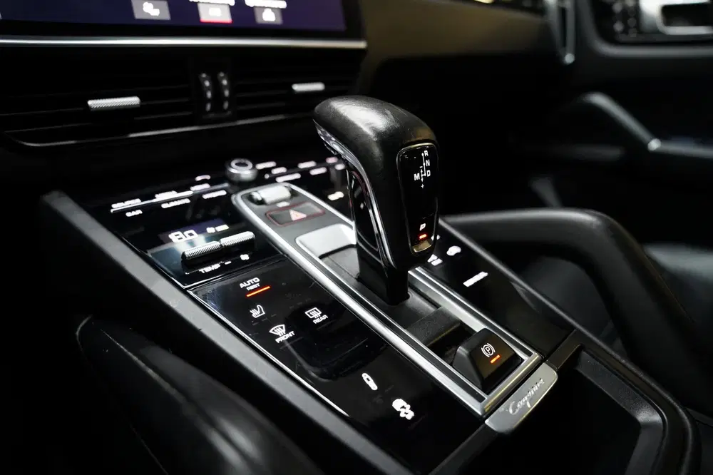 Porsche Cayenne Cayenne Coupé 3.0 E-Hybrid PANO BOSE SPORT uit 2021, foto 13