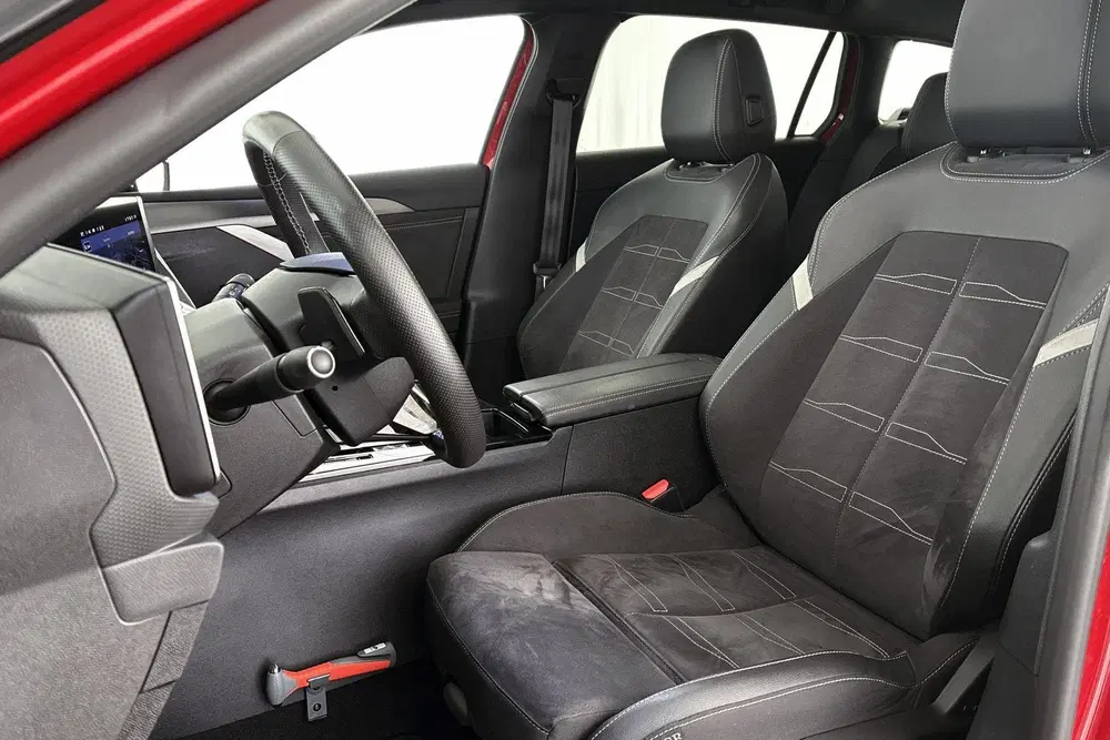 Opel Astra 1.2 Level 5 Ultimate Pano Head-Up S uit 2023, foto 6