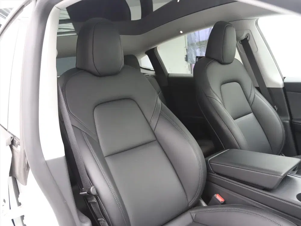 Tesla Model Y Long Range AWD 75kWh 351pk 93.8% SoH [ AMD uit 2023, foto 11