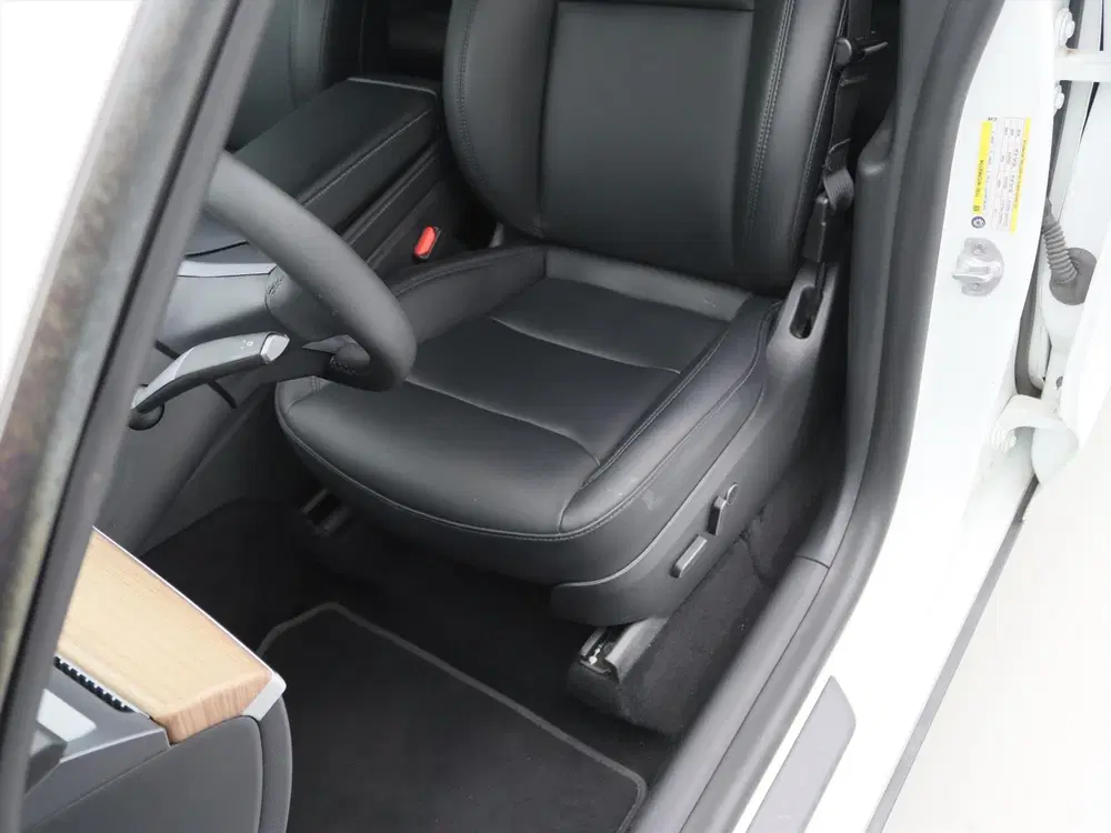 Tesla Model Y Long Range AWD 75kWh 351pk 93.8% SoH [ AMD uit 2023, foto 13