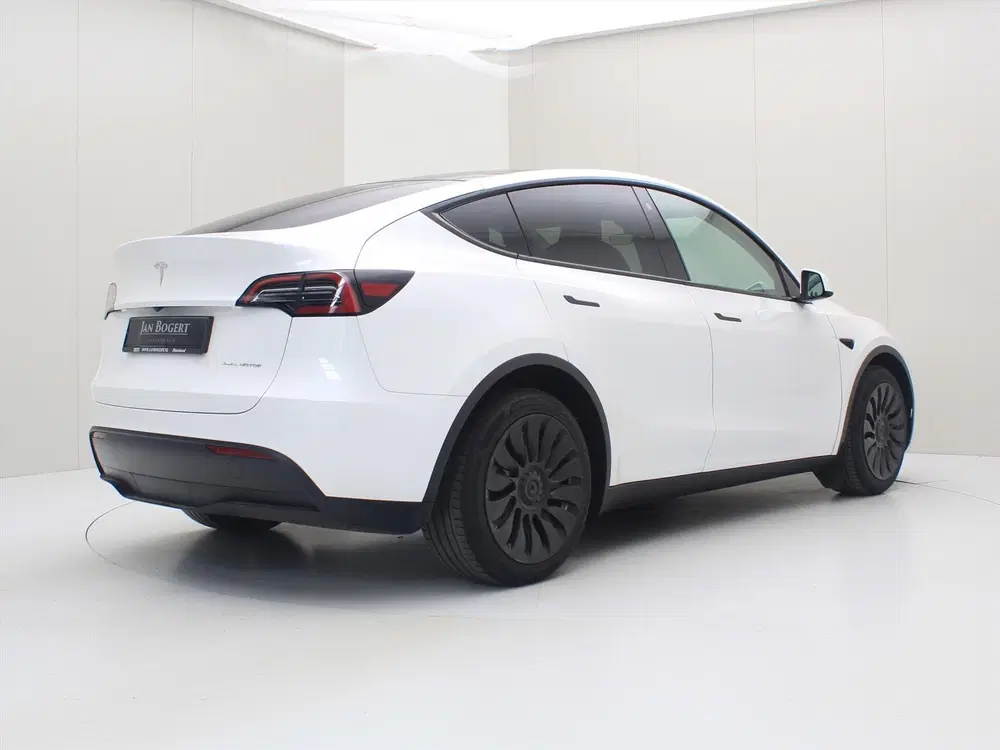 Tesla Model Y Long Range AWD 75kWh 351pk 93.8% SoH [ AMD uit 2023, foto 2