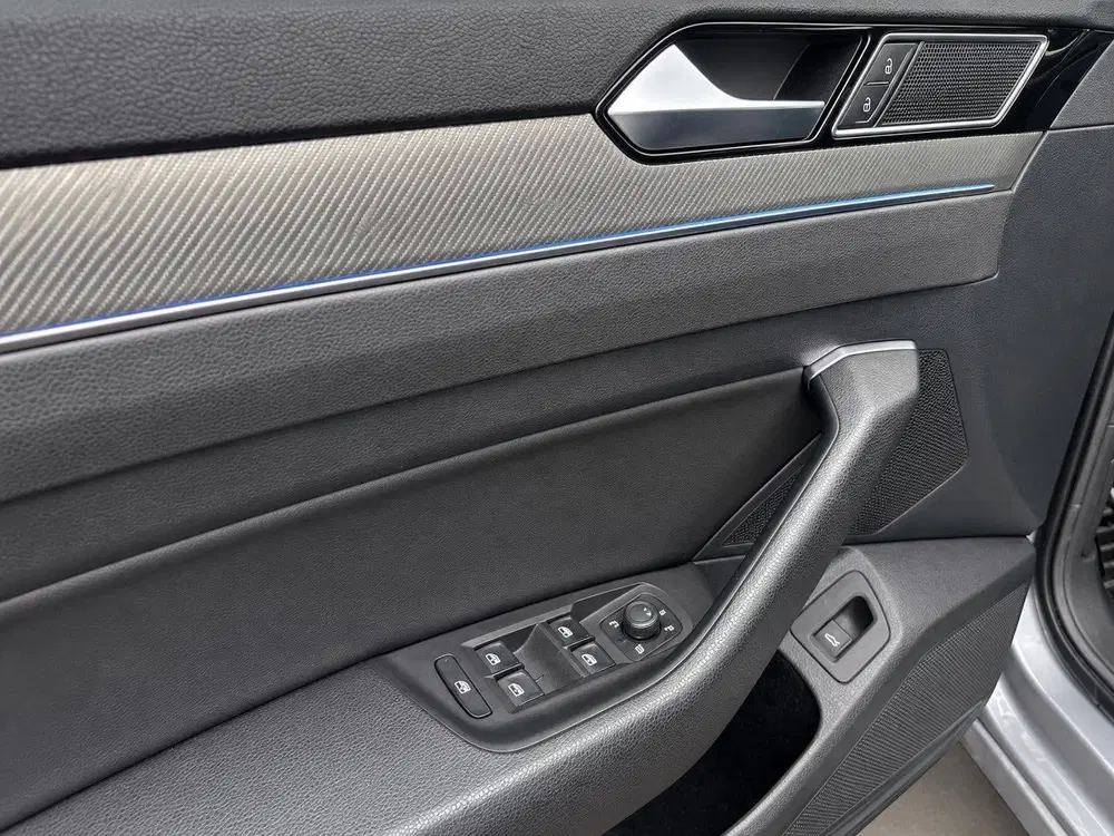 Volkswagen Arteon 1.5 TSI Business R LINE uit 2020, foto 15