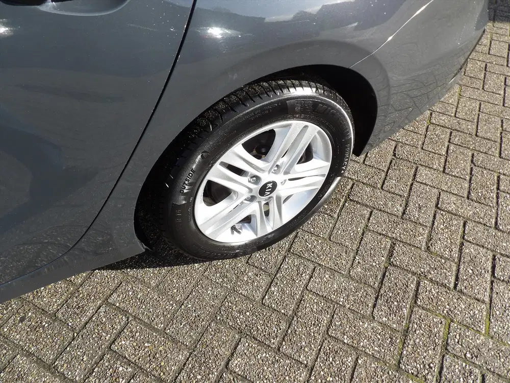 Kia Ceed 1.5 MHEV Turbo 160pk Automaat DynamicPlusL uit 2021, foto 11