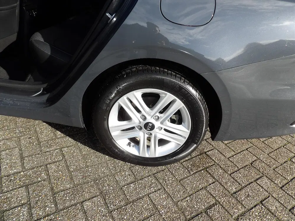 Kia Ceed 1.5 MHEV Turbo 160pk Automaat DynamicPlusL uit 2021, foto 12