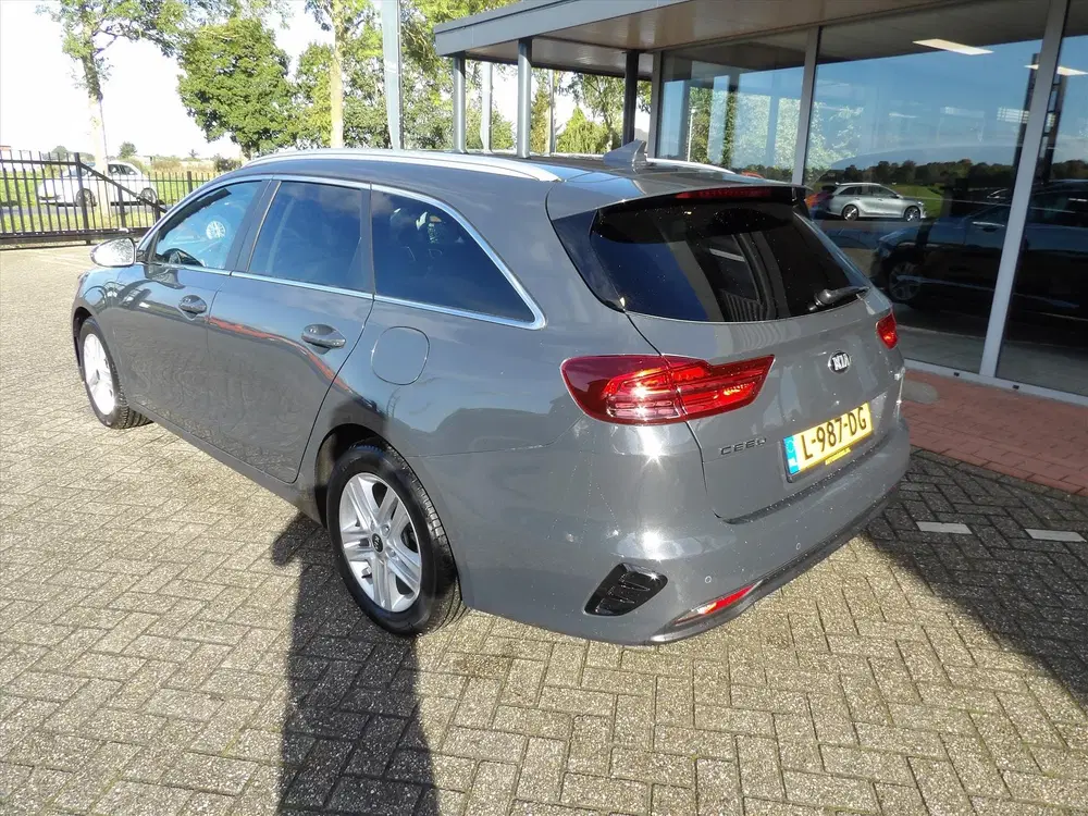 Kia Ceed 1.5 MHEV Turbo 160pk Automaat DynamicPlusL uit 2021, foto 3