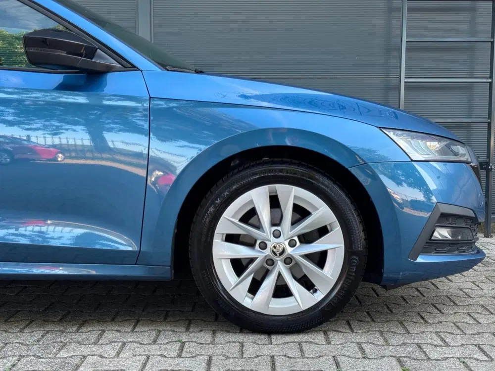 Skoda Octavia 1.0 TSI Sport Business uit 2021, foto 12