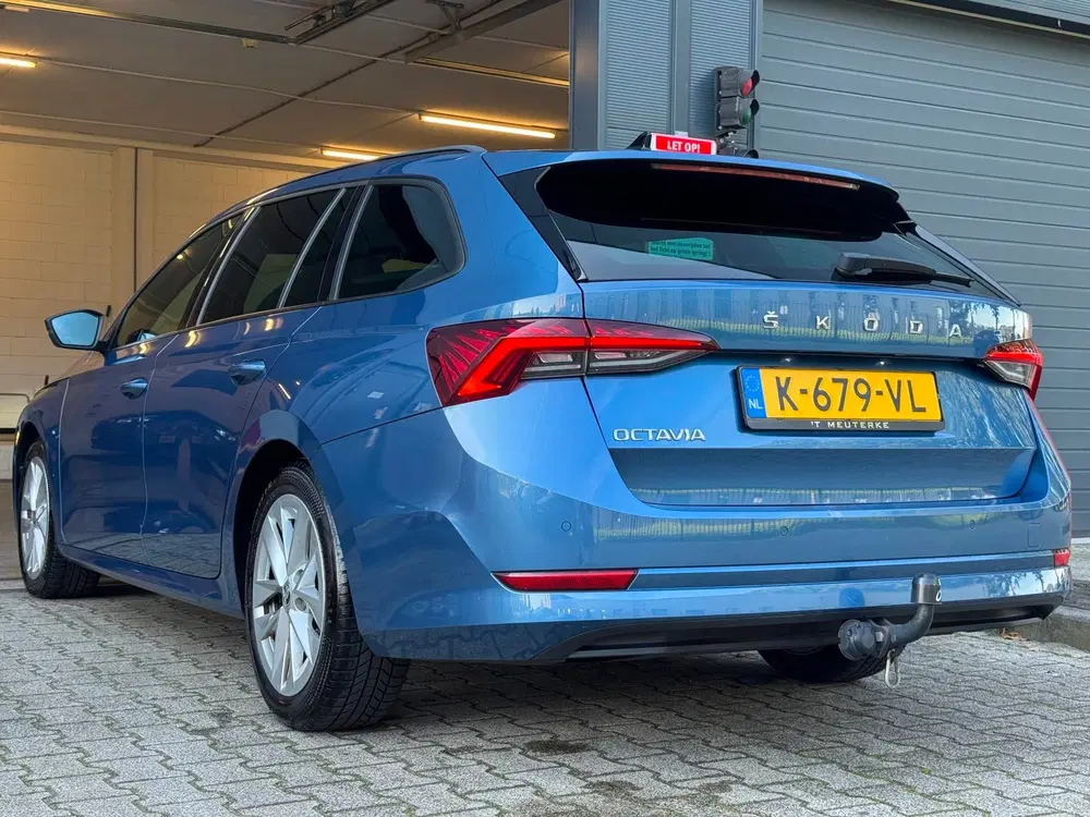 Skoda Octavia 1.0 TSI Sport Business uit 2021, foto 5
