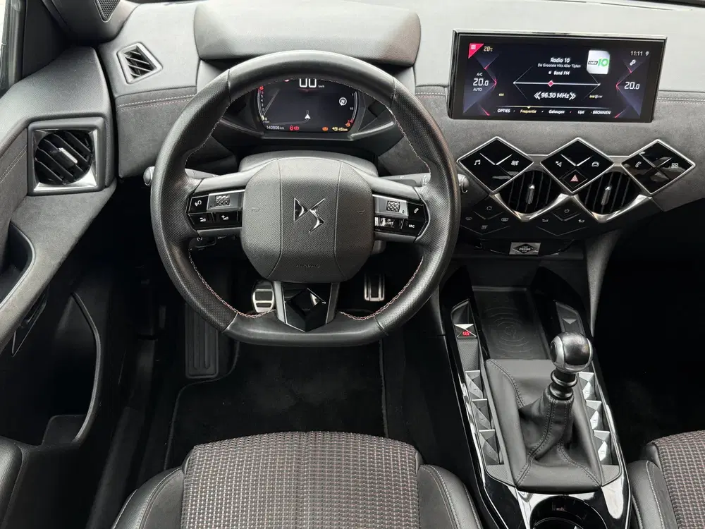 DS Automobiles DS 3 Crossback DS DS 3 Crossback PureTech 100 Performance uit 2020, foto 10