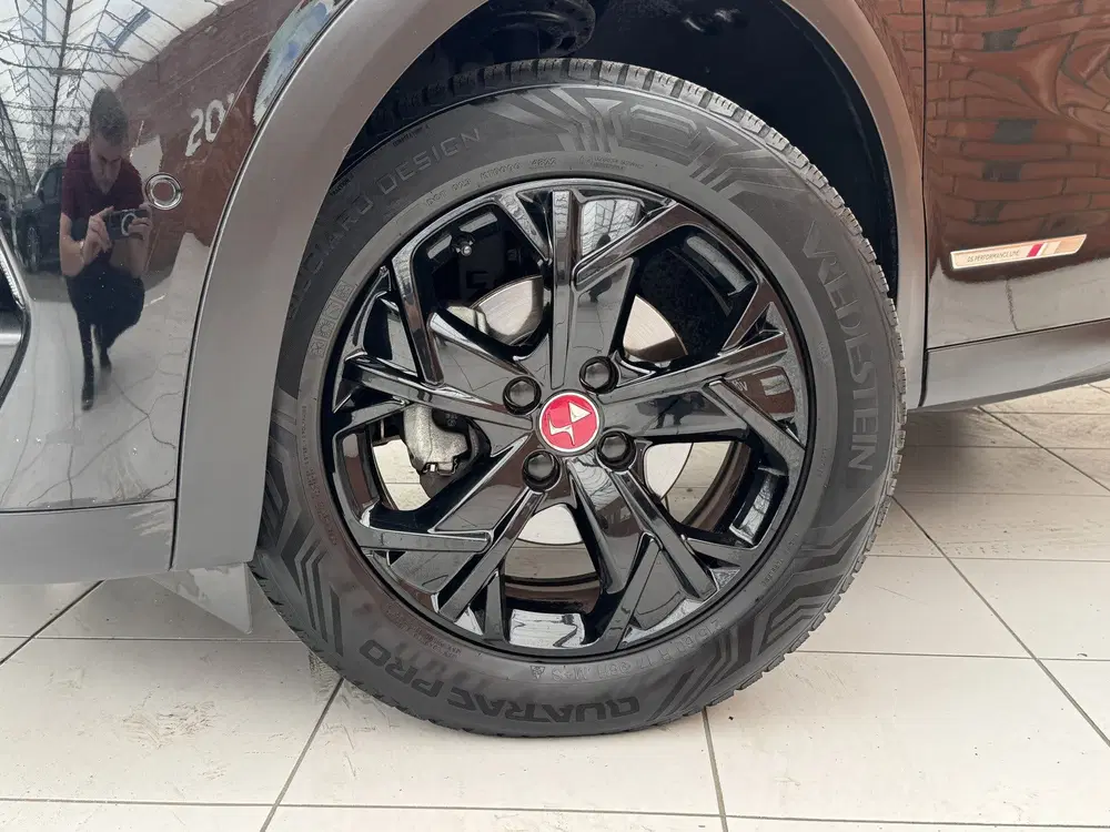 DS Automobiles DS 3 Crossback DS DS 3 Crossback PureTech 100 Performance uit 2020, foto 5