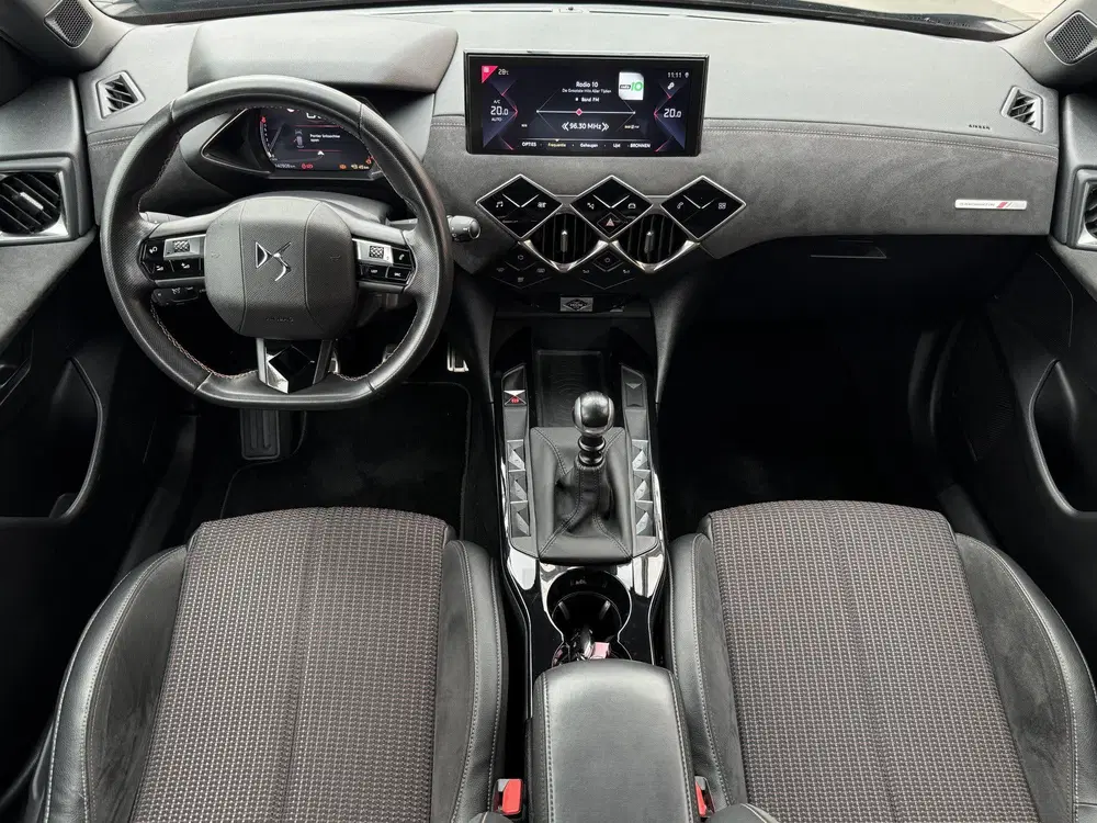 DS Automobiles DS 3 Crossback DS DS 3 Crossback PureTech 100 Performance uit 2020, foto 7