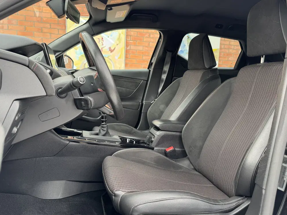 DS Automobiles DS 3 Crossback DS DS 3 Crossback PureTech 100 Performance uit 2020, foto 8