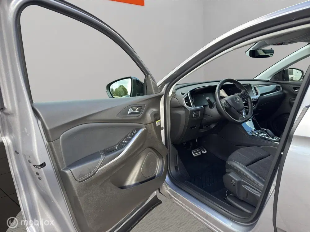 Opel Grandland 1.6 Turbo Plug-In Hybrid Business Elegance uit 2022, foto 14