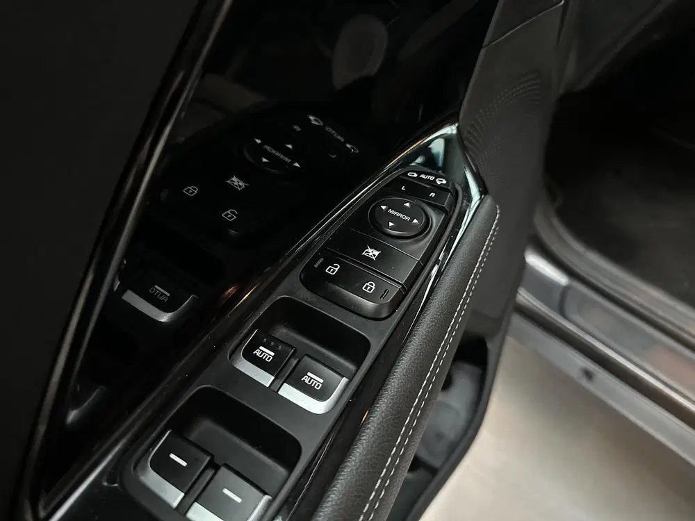 Kia Niro 1.6 GDi Hybrid DynamicLine uit 2021, foto 3