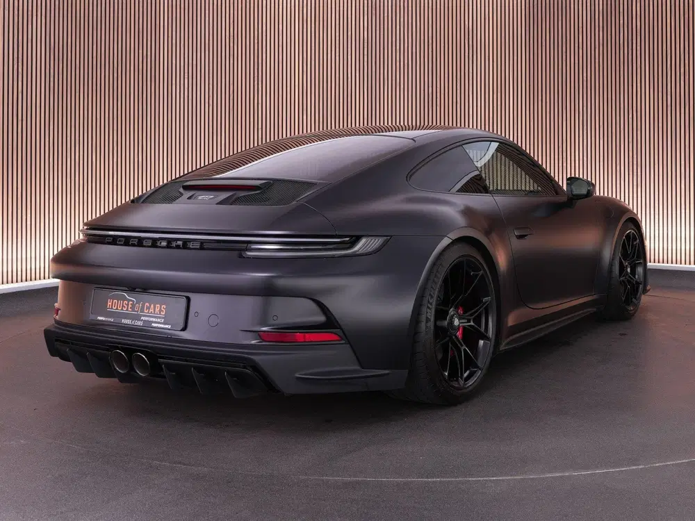Porsche 911 4.0 GT3 Touring uit 2022, foto 2