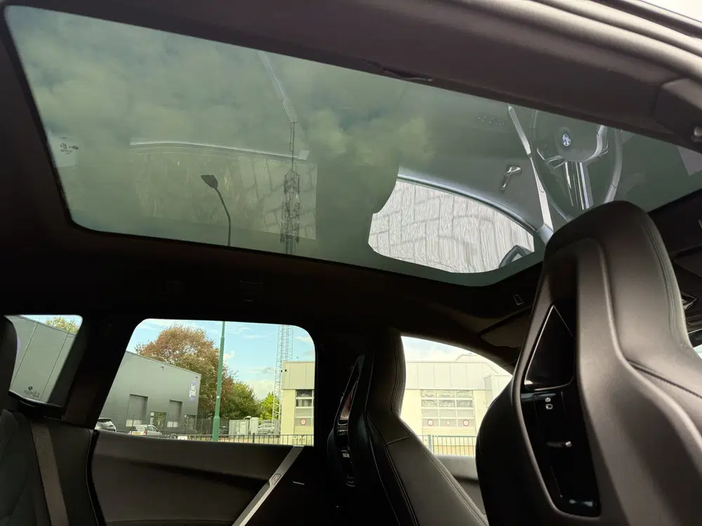 BMW iX xDrive40 Exec. Panoramadak Luchtvering Org uit 2025, foto 7