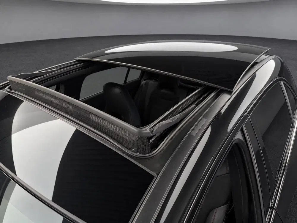 Mercedes-Benz A-Klasse 250 e Business Solution AMG Limited uit 2020, foto 3